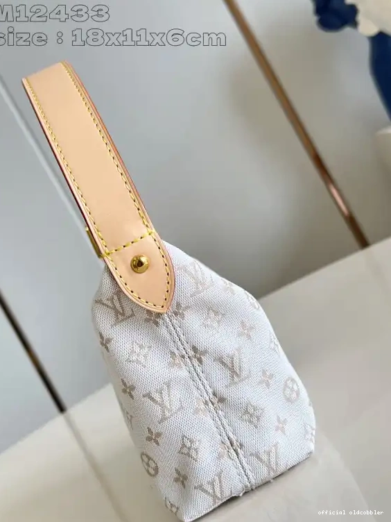 Official oldcobbler Vuitton Hills Pochette Louis 0618